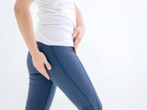 自宅でできる梨状筋ストレッチ3選!周辺の筋肉もケアして骨盤を安定化