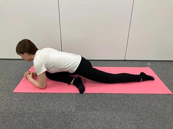 自宅でできる梨状筋ストレッチ3選!周辺の筋肉もケアして骨盤を安定化