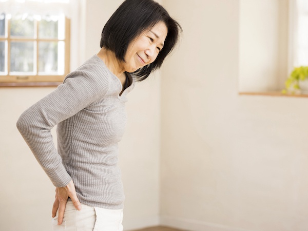 自宅でできる梨状筋ストレッチ3選!周辺の筋肉もケアして骨盤を安定化