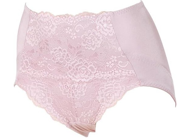 50代女性は積極的に取り入れて!補正下着の種類別の効果&おすすめ商品