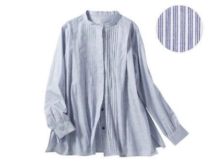 着るだけで背筋がシャンとする「バンドカラーシャツ」