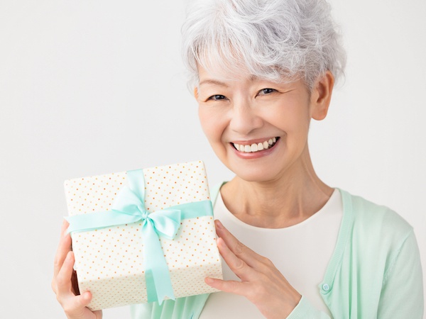 70代母親世代の女性に喜ばれるプレゼントの選び方のポイント