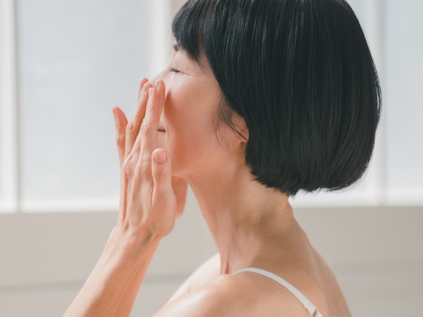 今の肌に必要なのは「守りながら整える」ケア