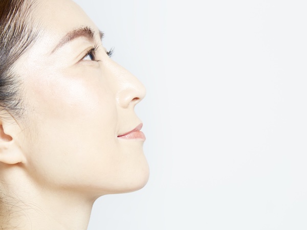 50代におすすめの美肌見せアイテム5選