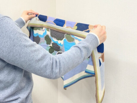 ほどける心配なし！一日中、身軽をキープできる「スヌード風」