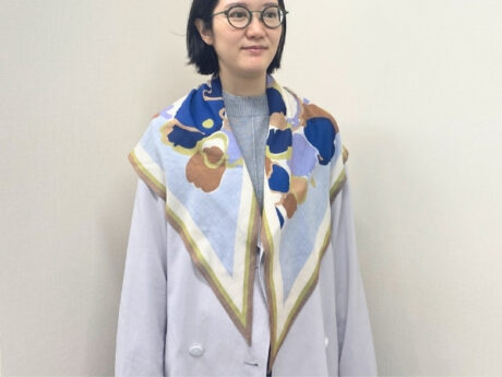 ほどける心配なし！一日中、身軽をキープできる「スヌード風」