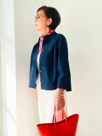 【ルール1】手元を華やかに。八分袖からのぞく「手首」がポイント