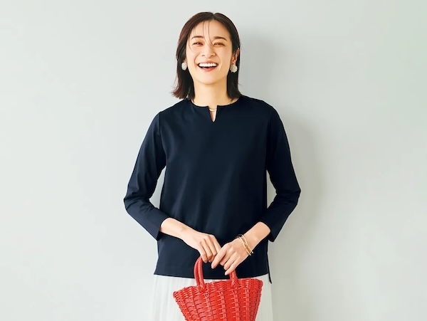 着るだけ簡単!おしゃれが叶うハルメクのプルオーバー