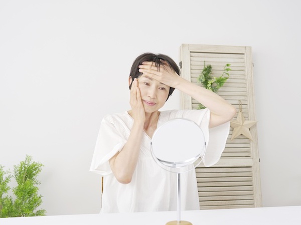 乳液はどう選ぶ？肌悩みや仕上がりに合わせるのがポイント