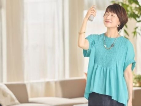 夏に嬉しい「サラサラ感」にこだわったら、 高いUVカット力も実現できました。