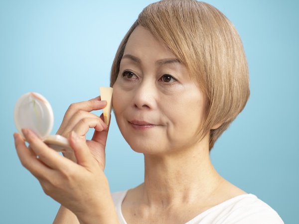 どうすればファンデーションは崩れない？まずは原因をチェック！