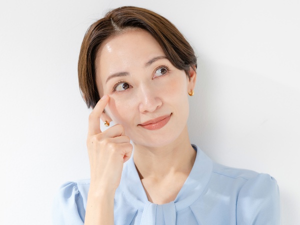 ツヤ肌に仕上げるメイクのポイント