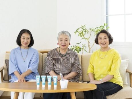  研磨剤なしでも「ツルツル＆歯を白くする」歯磨きジェル