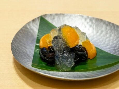  黒豆と金柑のジュレ仕立て