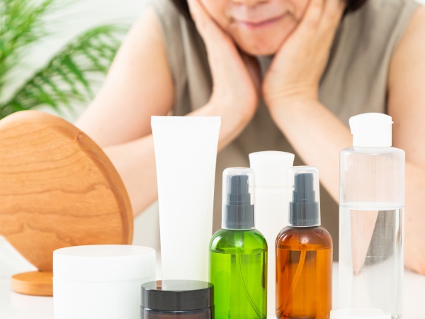 50代のハルメク世代が知っておきたい化粧水の選び方