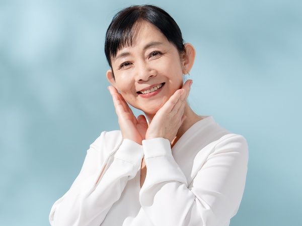 50代がオールインワン化粧品を上手に取り入れるコツ